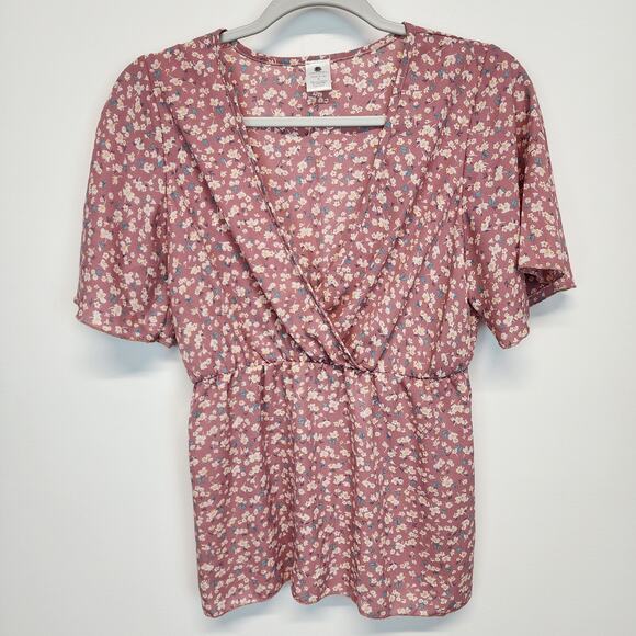 Cozy Rozy Ditsy Floral Peplum Blouse Size S Pink Short Sleeve Faux Wrap Flowy - Picture 1 of 8